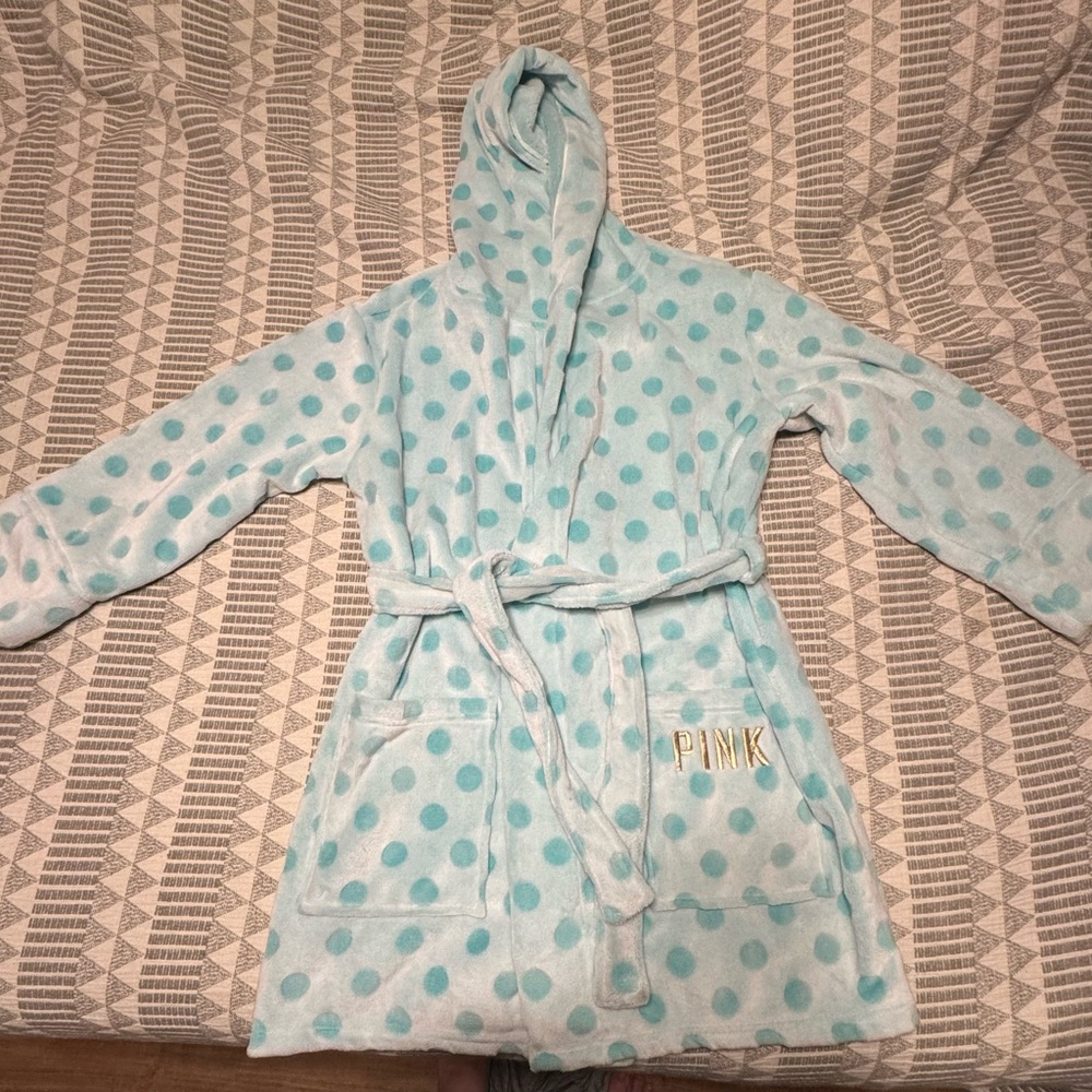 PINK by Victoria’s Secret Polka Dot Hooded Robe
